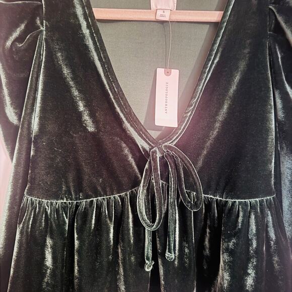 Anthropologie Velvet Green Blouse - Picture 5 of 6